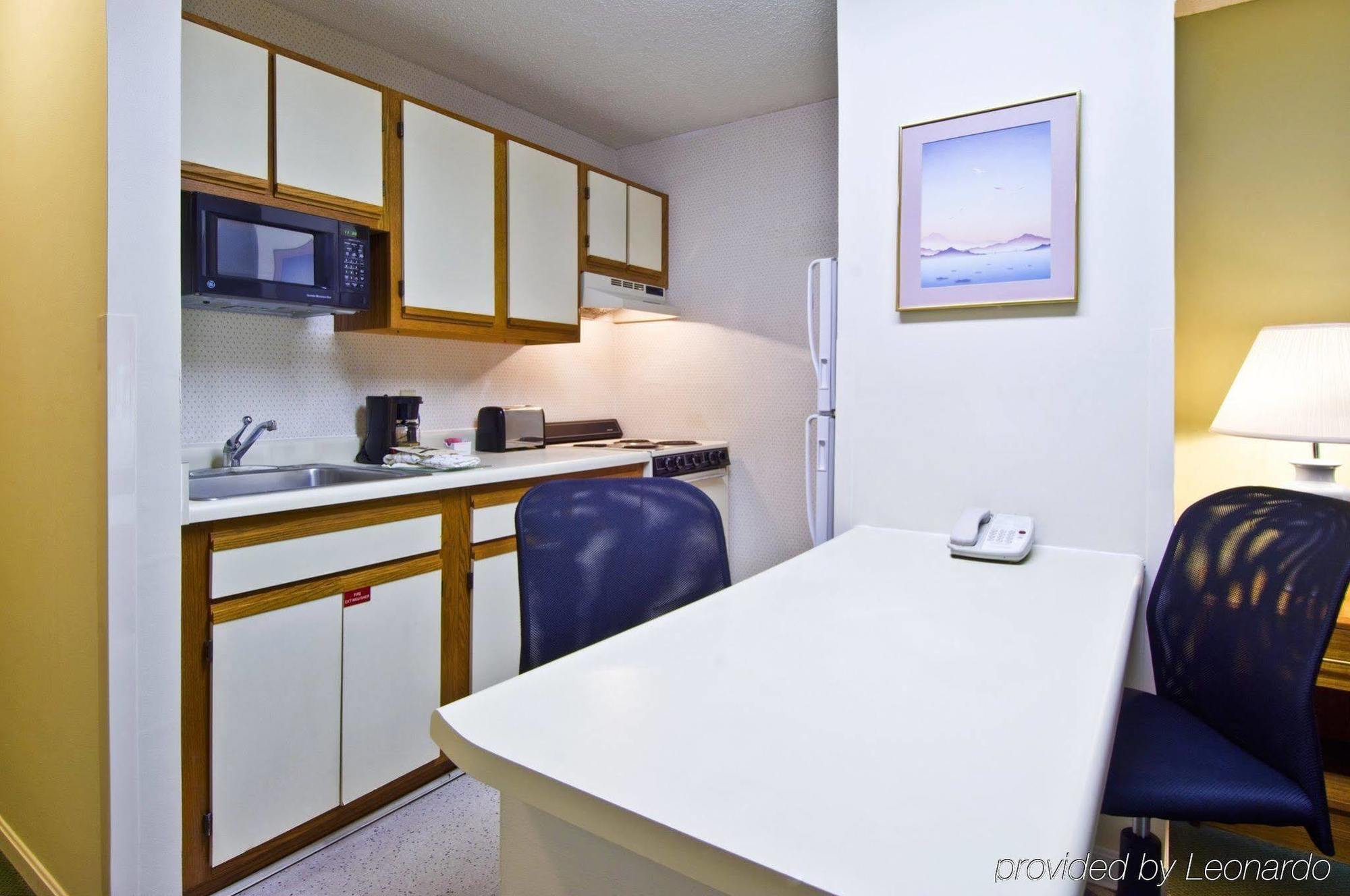 Extended Stay America Select Suites - Indianapolis - North - Кармел Номер фото